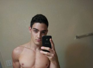 Voilà un futur mannequin (beau gosse nu)