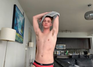 Jake est vraiment très chaud !