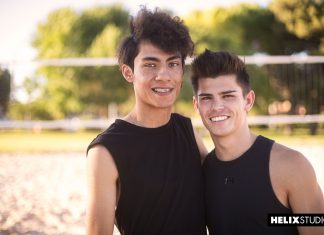 Sodo après match : ils se baisent l’un après l’autre.