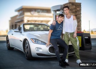 2 beaux gosses affamés de la bite