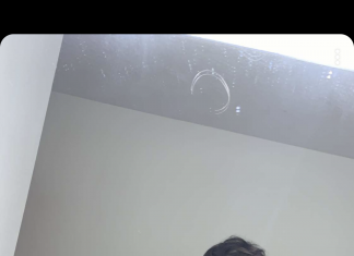 Les puceaux de 18 ans se montrent nus sur Snapchat