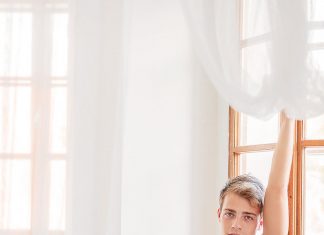 Art Collection: Summer Loves Boys