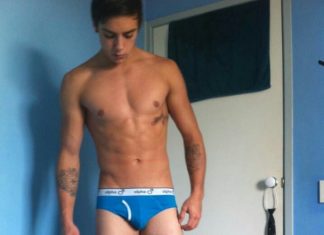 Les beaux gosses musclés