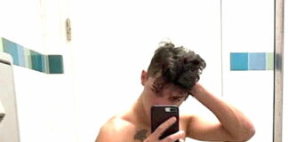 Jeunes mecs a grosses queues