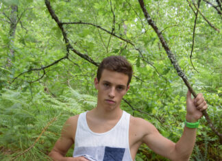 Henri : Jeune amateur française pose nu