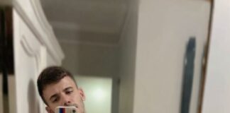 Jh hétéros montrent leur teub sur snapchat !