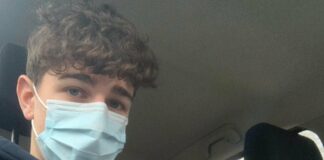 Enzo, JH français de 18 ans hyper bien monté !